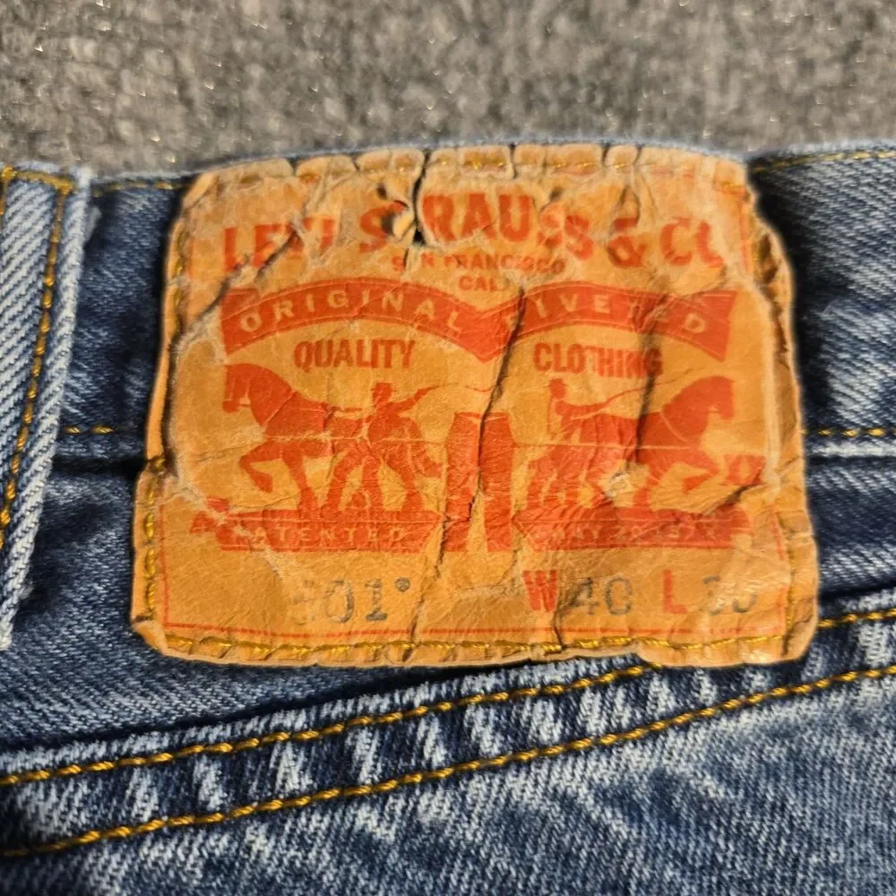 VTG Levis 501 Button Fly Jeans Mens 40x30 Blue Medium Wash 90s Straight